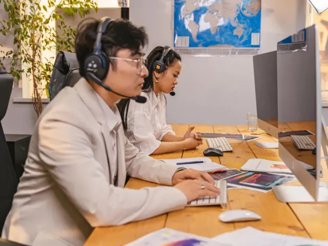 Travel tweaks phone number